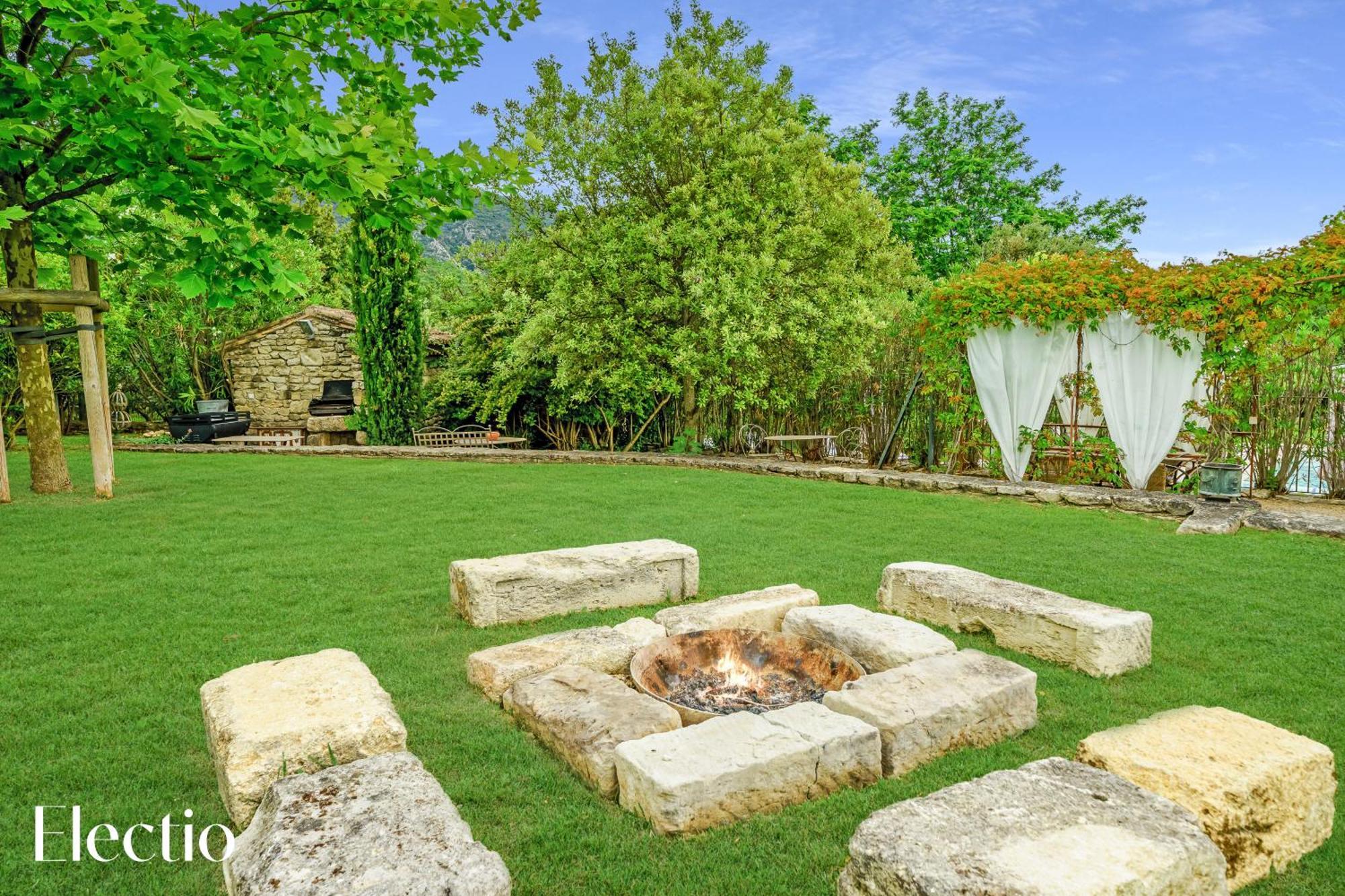 Residence Les Petitons Oppede Luaran gambar